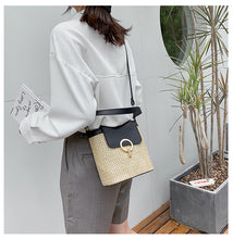 Load image into Gallery viewer, Straw bag handbag women&#39;s bag weaving holiday bag rattan bag fashion small bag bucket bag
