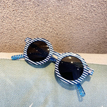 Cargar imagen en el visor de la galería, Nueva moda lindos gafas de sol para niños y niñas
