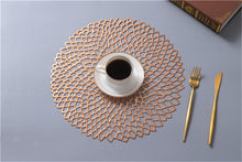 Charger l&#39;image dans la galerie, Tapis de tasse à café antidérapant créatif d’isolation thermique creuse d’hôtel
