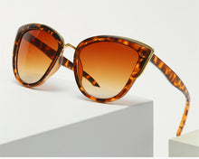 Charger l&#39;image dans la galerie, Lunettes de soleil femmes sans monture cristal coupe bord lentille polygonale protection UV lunettes de soleil
