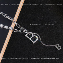 Charger l&#39;image dans la galerie, Collier rétro petit ange géométrique tempérament imitation perle collier pompon croix en forme de Y
